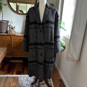 With Black Longline Blazer